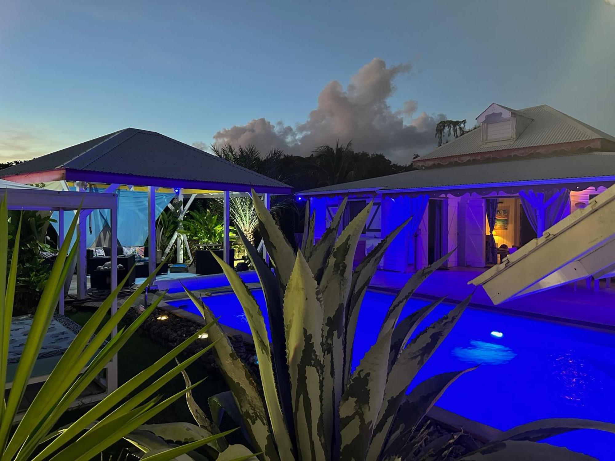 Au Bel'Vue Chez Sandrine "Gite & Chambre D'Hotes" Le Moule Exterior photo