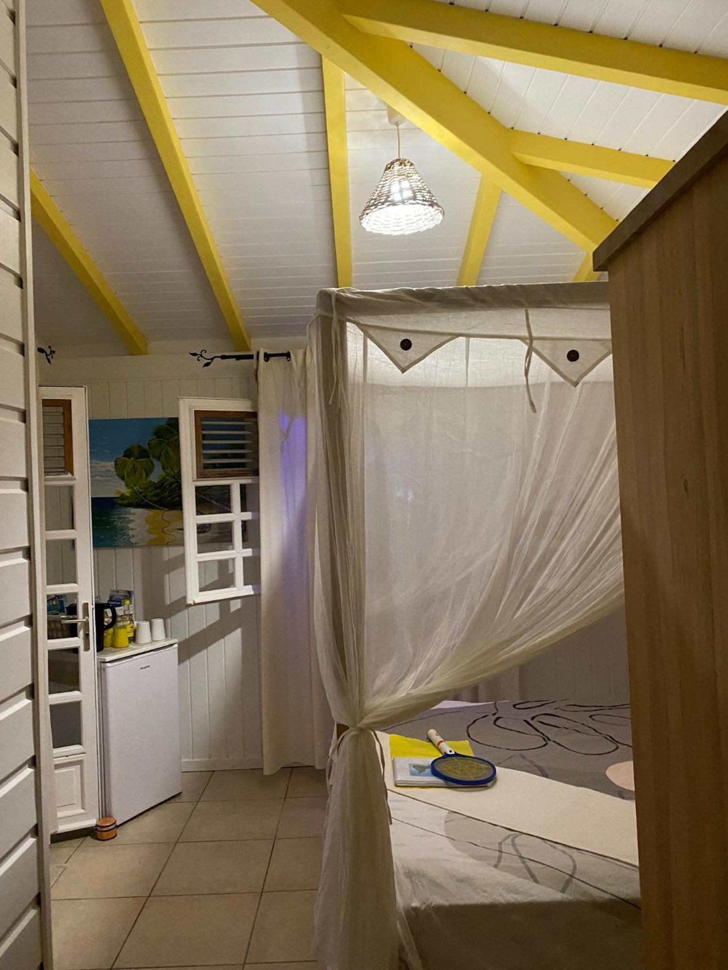 Au Bel'Vue Chez Sandrine "Gite & Chambre D'Hotes" Le Moule Exterior photo